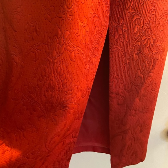 Dior Textured Scarlet Skirt Set - Picture 7 of 8